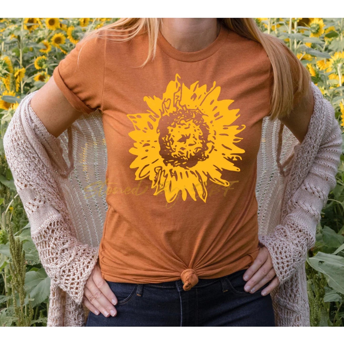 Distressed Sunflower (Gold Ink)